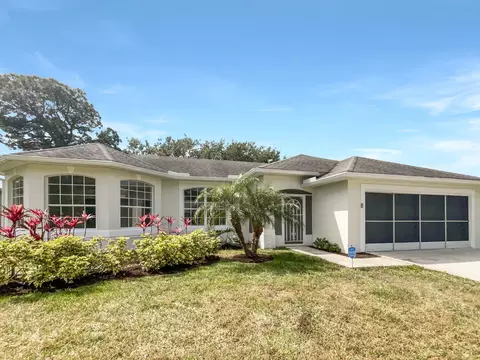 1518 SW Pitts Ave, Port Saint Lucie, FL 34953