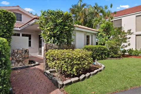 7452 Chablis Ct, Boca Raton, FL 33433