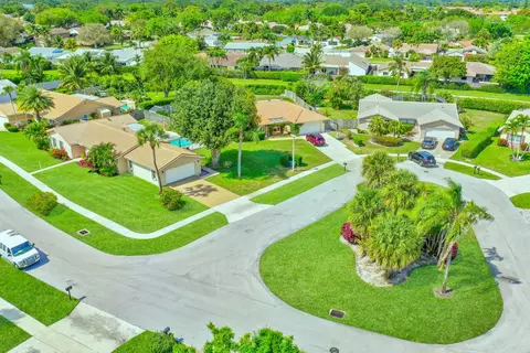6161 Woodbury Rd, Boca Raton, FL 33433