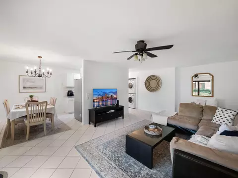 150 Pineview Rd #J2, Jupiter, FL 33469 photo 4