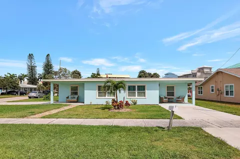 1400 Binney Dr, Hutchinson Island, FL 34949