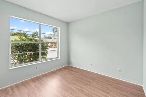 252 Palmetto Ct, Jupiter, FL 33458 photo 16