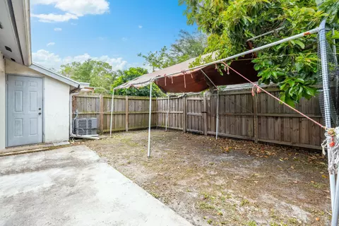 252 Palmetto Ct, Jupiter, FL 33458 photo 24