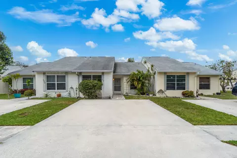 252 Palmetto Ct, Jupiter, FL 33458 photo 3