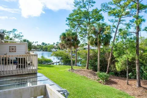 8982 SE Riverfront Ter, Jupiter, FL 33469 photo 25