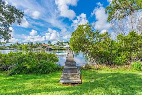 8982 SE Riverfront Ter, Jupiter, FL 33469 photo 4