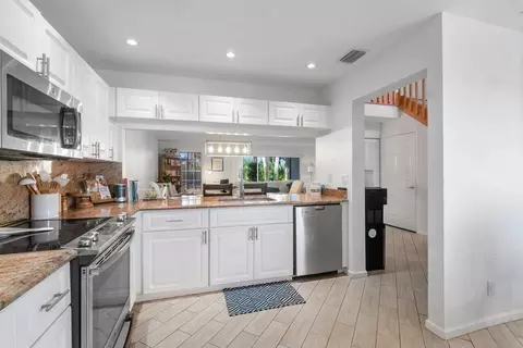 8982 SE Riverfront Ter, Jupiter, FL 33469 photo 8