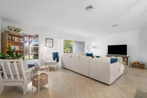 8982 SE Riverfront Ter, Jupiter, FL 33469 photo 12