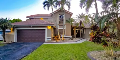 11090 NW 18 Ct, Plantation, FL 33322