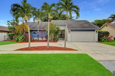 9718 Lancaster Pl, Boca Raton, FL 33434