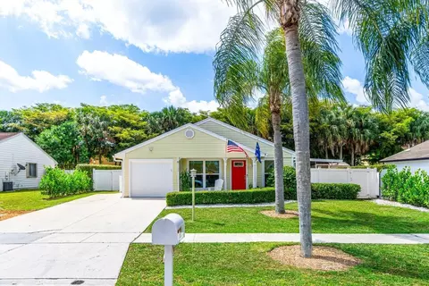 1152 Grandview Cir, Royal Palm Beach, FL 33411