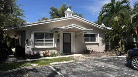 2180 NE 44th St, Lighthouse Point, FL 33064