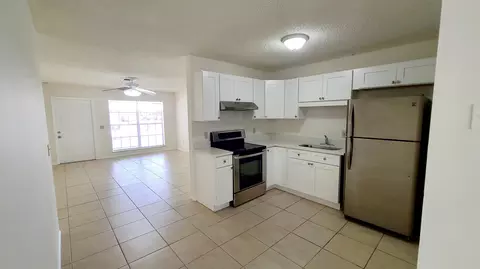 31 SE Cayuga Ter, Stuart, FL 34997 photo 9