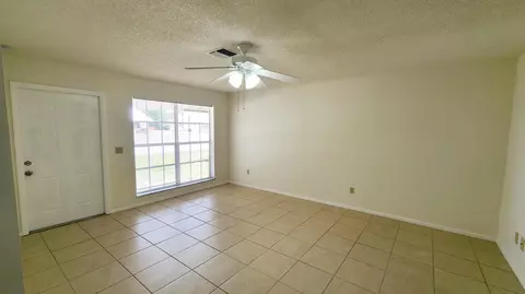 31 SE Cayuga Ter, Stuart, FL 34997 photo 2