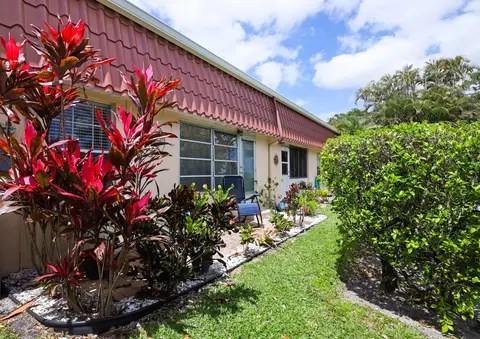 268 Cape Cod Cir #B, Lake Worth, FL 33467