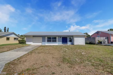 7497 SE Pelican Way, Hobe Sound, FL 33455