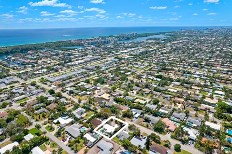 465 NE 36th St, Boca Raton, FL 33431