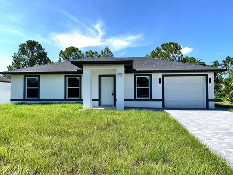 1036 Hunter St E, Lehigh Acres, FL 33974