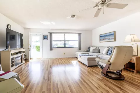 4556 SE Beckett Ave, Stuart, FL 34997 photo 10