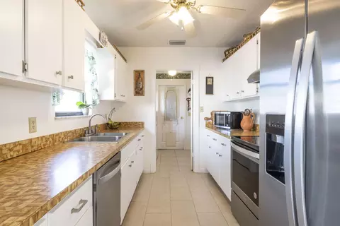 4556 SE Beckett Ave, Stuart, FL 34997 photo 15