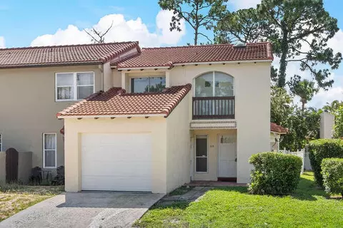 810 Via Toscana, Wellington, FL 33414