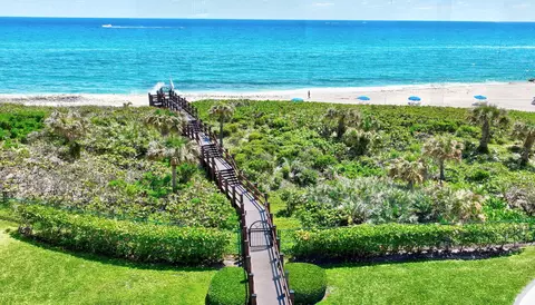4000 N Ocean Dr #301, Riviera Beach, FL 33404