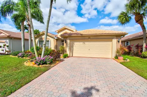 11287 Felice Cir, Boynton Beach, FL 33437