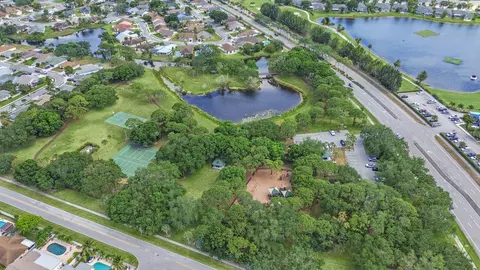 124 Stillwater Cir, Jupiter, FL 33458 photo 5