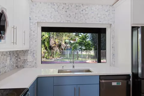 7603 Sunflower Dr, Margate, FL 33063 photo 16