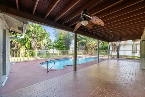 7603 Sunflower Dr, Margate, FL 33063 photo 39