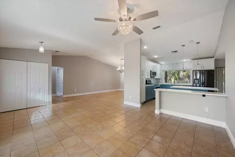 7603 Sunflower Dr, Margate, FL 33063 photo 12