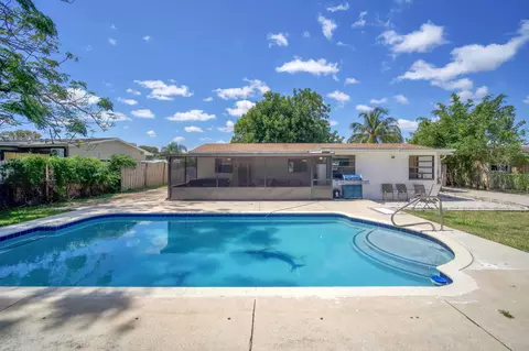 3585 Dunes Rd, Palm Beach Gardens, FL 33410