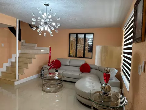 961 W 79th Pl, Hialeah, FL 33014 photo 6