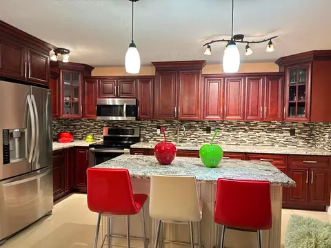 961 W 79th Pl, Hialeah, FL 33014 photo 15