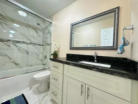 961 W 79th Pl, Hialeah, FL 33014 photo 49
