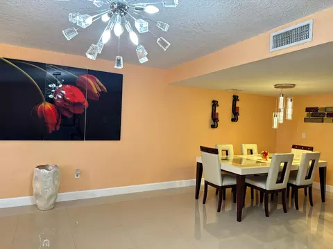 961 W 79th Pl, Hialeah, FL 33014 photo 9