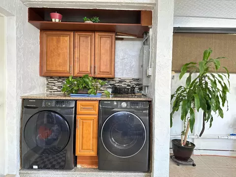 961 W 79th Pl, Hialeah, FL 33014 photo 60
