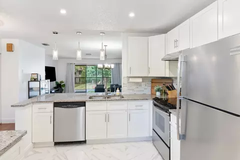 4065 NW 22nd St #218C, Coconut Creek, FL 33066