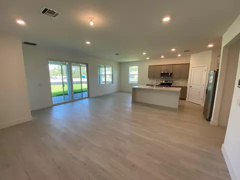 7101 SE Park Trace Ct, Stuart, FL 34997 photo 4