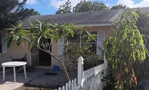 4799 Saratoga Rd, West Palm Beach, FL 33415