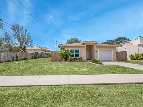 110 1st St, Jupiter, FL 33458 photo 1