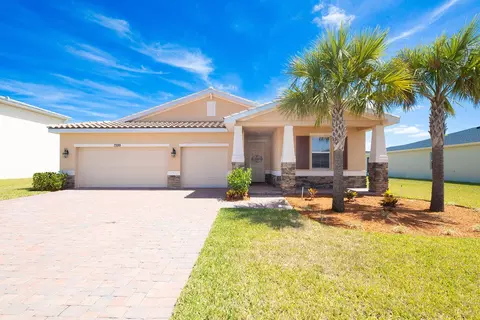 7599 NW Deysbrook Ln, Port Saint Lucie, FL 34987