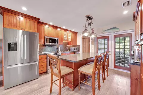 49 SW Hideaway Pl, Stuart, FL 34994 photo 3