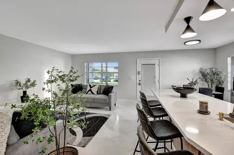 357 Normandy H, Delray Beach, FL 33484 photo 5