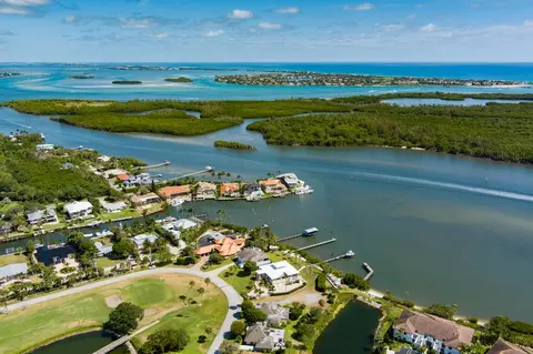 5570 SE Miles Grant Rd, Stuart, FL 34997 photo 3