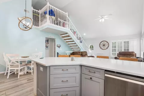 1573 SE Pomeroy St, Stuart, FL 34997 photo 13