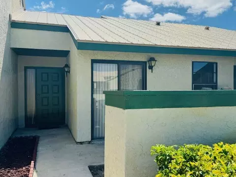 605 SW Jeanne St, Port Saint Lucie, FL 34953