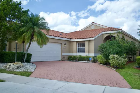 8221 Nadmar Ave, Boca Raton, FL 33434