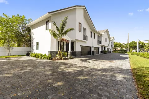 6997 NW 30th Ter #D, Fort Lauderdale, FL 33309