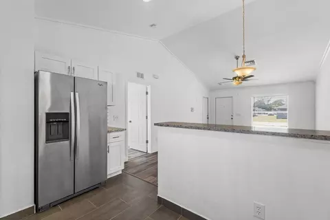 929 SE Forrest Park Dr, Stuart, FL 34994 photo 12